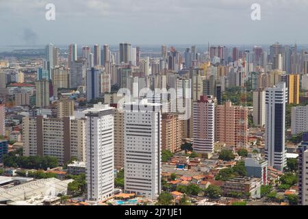 Bâtiments dans la ligne d'horizon de Belém, Pará, Amazone, Brésil. Banque D'Images
