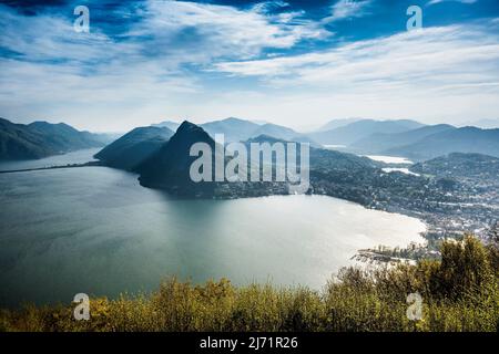 Panorama, vue sur Lugano depuis Monte Bre, Lugano, Lac de Lugano, Lago di Lugano, Tessin, Suisse Banque D'Images