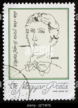 HONGRIE - VERS 1977: Un timbre imprimé en Hongrie montre Janos Vajda, poète, vers 1977 Banque D'Images
