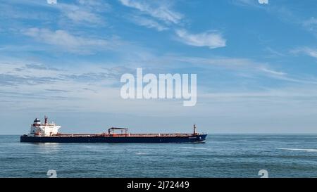 2022-05-04 10:09:28 04-05-2022 ROTTERDAM - le navire Seascout est arrivé dans le port de Rotterdam. Il y a du pétrole russe à bord. Photos: ANP / Hollandse Hoogte / Inter Visual Studio pays-bas Out - belgique Out Banque D'Images