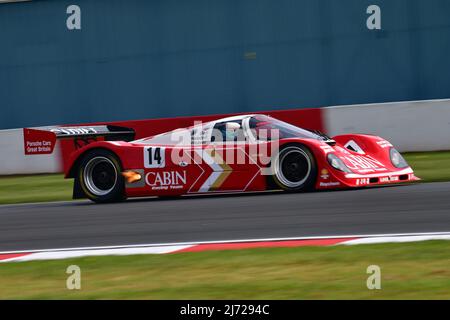 Echappement flamboyant, Henry Pearman, Mark Sumpter, Porsche 962C, C1 par Duncan Hamilton ROFGO pour l'usine d'origine des voitures du Groupe C1, une course de quarante minutes avec un Banque D'Images