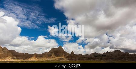 Vue depuis Cedar Pass Lodge, parc national de Badlands, Dakota du Sud Banque D'Images