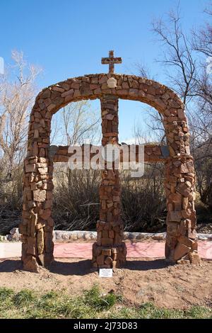 Structures décoratives au Santuario de Chimayo, à Chimayo, Nouveau-Mexique. Banque D'Images