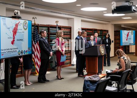 New York, NY - 5 mai 2022 : LE procureur AMÉRICAIN Breon Peace s'exprime lors d'une conférence de presse à la bibliothèque du bureau du procureur des États-Unis annonçant l'expulsion d'Otoniel de Colombie Banque D'Images