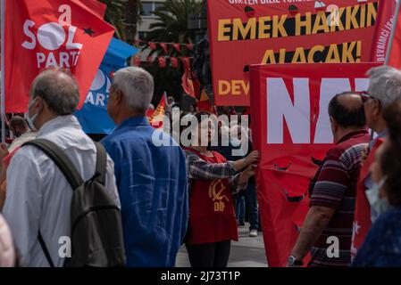 05,01,2022,Izmir,Turquie,le rassemblement de mai 1 a été célébré avec un grand rassemblement sur la journée des travailleurs et des travailleurs Banque D'Images