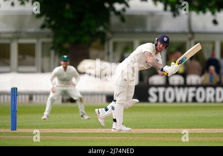 Ben Stokes de Durham se batte pendant la deuxième journée du LV= Insurance County Championship division Two match à New Road, Worcester. Date de la photo: Vendredi 6 mai 2022. Banque D'Images