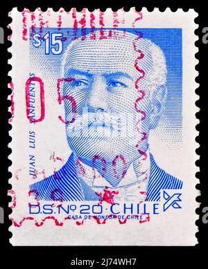 MOSCOU, RUSSIE - 27 MARS 2022: Timbre-poste imprimé au Chili montre Juan Luis Sanfuentes (1858-1930), timbres-poste pour la série de courrier en vrac, vers 1987 Banque D'Images