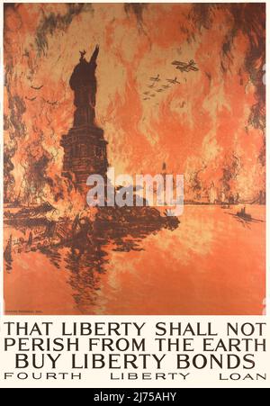 Une affiche publicitaire américaine du début du siècle 20th pour les obligations de guerre de la première Guerre mondiale, 1914-1918, montrant la Statue de la liberté en ruines, et le gratte-ciel de New York en flammes. 1918. L'artiste est Joseph Pennell (1857-1926) Banque D'Images