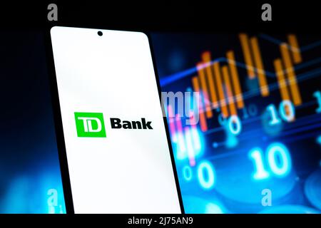 West Bangal, Inde - 20 avril 2022 : image de stock de la Banque TD sur l'écran du téléphone. Banque D'Images