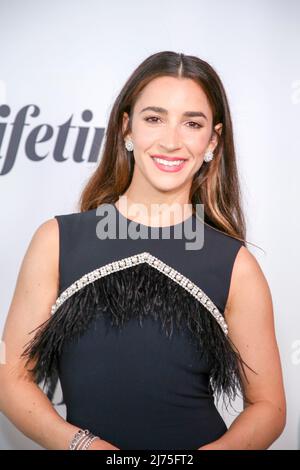 NEW YORK, NEW YORK - MAI 05: Aly Raisman assiste à l'événement 2022 Power of Women: New York présenté par Lifetime au Glasshouse le 05 mai 2022 à New York. Banque D'Images