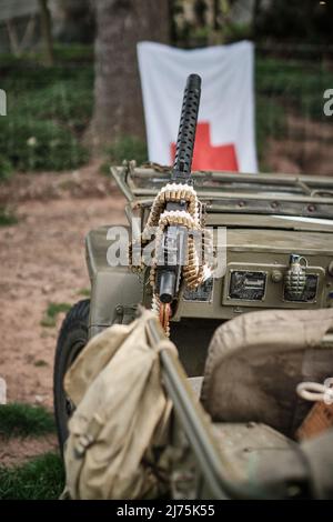 Une mitrailleuse montée sur une jeep à l'événement No Man's Land à Bodrhyddan Hall, pays de Galles Banque D'Images