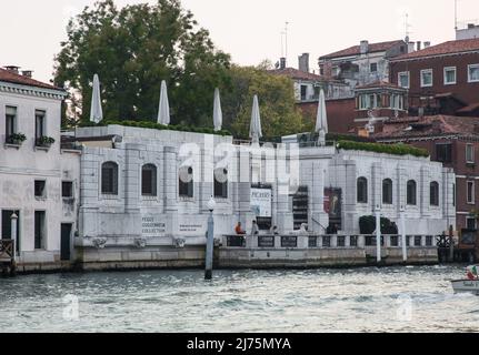 Italien Venendig Peggy Guggenheim Museum -170 am Canal Grande unvollendeter Palazzo Venier dei Leoni von 1749 heute Museum für moderne Kunst Banque D'Images