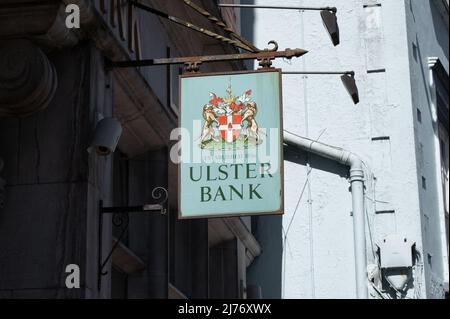 Kilkenny, Irlande - 20 avril 2022 : le panneau pour Ulster Bank à Kilkenny Irlande. Banque D'Images