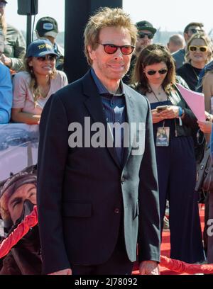 04 mai 2022 - San Diego, Californie - Jerry Bruckheimer. ''Top Gun: Maverick'' première mondiale. (Credit image: © Billy Bennight/AdMedia via ZUMA Press Wire) Banque D'Images