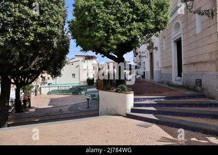 Cetara - Scorcio di Piazza San Francesco Banque D'Images