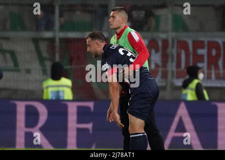 Stadio Renato Curi, Pérouse, Italie, 06 mai 2022, augusto carlos (n.30 ac monza) déçu pour le manque de promotion à la série a pendant AC Pérouse Banque D'Images