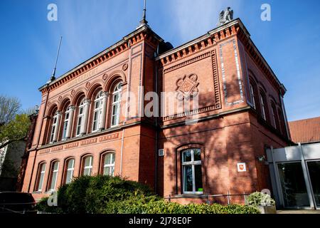 05 mai 2022, Basse-Saxe, Verden: Le bâtiment historique du tribunal de district de Verden est situé à Johanniswall, dans le centre-ville. Photo: Hauke-Christian Dittrich/dpa Banque D'Images