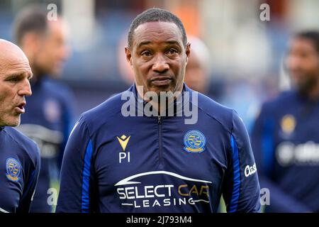 Paul Ince (gérant) de Reading pendant le match de championnat Sky Bet entre Luton Town et Reading à Kenilworth Road, Luton, Angleterre, le 7 mai 2022. Photo de David Horn. Banque D'Images