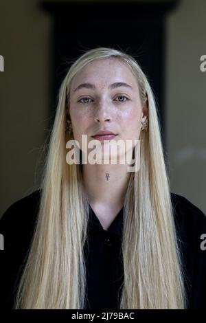 2022-05-07 14:55:06 TURIN - Portrait de S10 dans le Musei Reali di Torino. Stien den Hollander, comme le chanteur s'appelle, représente les pays-Bas dans le Concours Eurovision de la chanson en Italie. ANP SANDER KING netherlands Out - belgique Out Banque D'Images