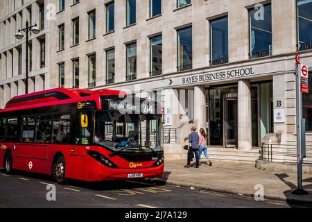 Bayes Business School London, anciennement Cass Business School, rebaptisée 2021. La Bayes Business School fait partie de la City University of London. 33, place de Finsbury Banque D'Images