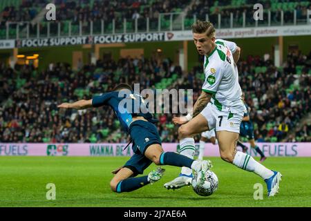 GRONINGEN - (lr)Younes Namli de Sparta Rotterdam, Tomas Suslov du FC Groningen lors du match néerlandais Eredivisie entre le FC Groningen et Sparta Rotterdam au stade Euroborg, le 7 mai 2022 à Groningen, pays-Bas. ANP COR LASKER Banque D'Images