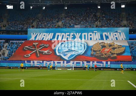 Les fans de Zenit ont vu lors du match de football de la première Ligue russe entre Zenit Saint-Pétersbourg et Khimki Moscou oblast à Gazprom Arena. Score final; Zenit 1:0 Khimki. Banque D'Images