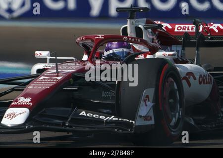 Miami Gardens, États-Unis. 07th mai 2022. Valtteri Bottas, pilote finlandais de Formule 1, d'Alfa Romeo Racing ORLEN en action lors de la qualification pour le Grand Prix​ de Formule 1 de Miami à l'aérodrome international de Miami Gardens, Floride, le samedi 7 mai 2022. Photo par Greg Nash/UPI crédit: UPI/Alay Live News Banque D'Images