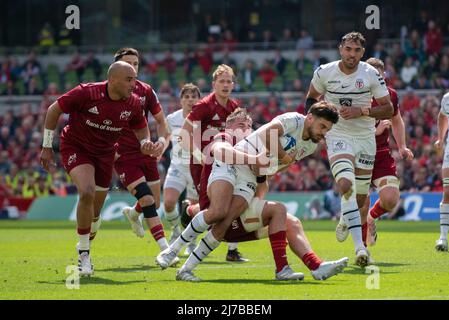 Romain Ntamack de Toulouse marque un essai lors du match de finale de la coupe des champions Heineken entre Munster Rugby et Stade Toulousain au stade Aviva de Dublin, Irlande, le 7 mai 2022 (photo par Andrew SURMA/ SIPA USA). Banque D'Images