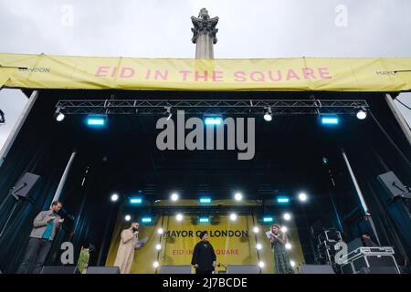 Londres, Royaume-Uni, 7th mai 2022. Des foules immenses se sont rassemblées pour les célébrations de l'Eid in the Square après la fin du mois du Ramadan. Sans aucune restriction Covid en place maintenant, l'événement avait un nombre pré-pandémique. Des animations, des activités pour les enfants et toutes sortes de nourriture étaient à la disposition des visiteurs. Crédit : onzième heure Photographie/Alamy Live News Banque D'Images