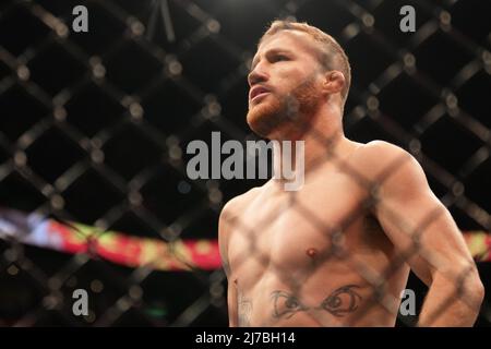 Phoenix, Arizona, États-Unis. 07th mai 2022. PHOENIX, AZ - 7 MAI : Justin Gaethje se prépare à combattre Charles Oliveira dans leur combat léger lors de l'événement UFC 274 au Footprint Center le 7 mai 2022 à Phoenix, Arizona, États-Unis. (Photo de Louis Grasse/PxImages) crédit: PX Images/Alamy Live News Banque D'Images