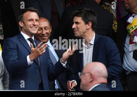 Président français Emmanuel Macron lors de la coupe française, match final entre l'OGC Nice et le FC Nantes le 7 mai 2022 à Paris, France. Photo de Christian Liewig/ABACAPRESS.COM Banque D'Images