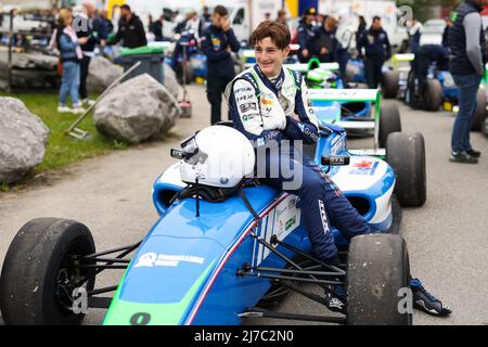 ANDRIOLO Romain (FRA), Formule 4 - Mygale génération 2, portrait lors de la ronde 2nd du Championnat de France FFSA F4 2022, du 7 au 8 mai sur le circuit de Pau-ville à Pau, France - photo Antonin Vincent / DPPI Banque D'Images