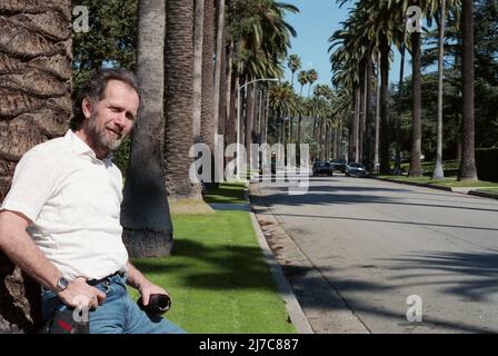 L'écrivain roumain Toma George Maiorescu à Los Angeles, CA, Etats-Unis, environ 1987 Banque D'Images