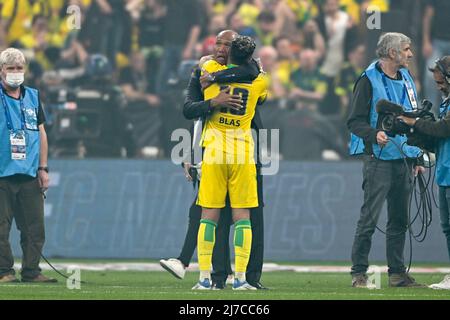 Antoine Kombouare, Ludovic Blas - OGC Nice vs FC Nantes le 7 mai 2022 à Saint-Denis, France. (Photo de Lionel Urman/Sipa USA) Banque D'Images