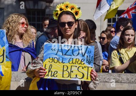 Londres, Royaume-Uni. 8th mai 2022. Un manifestant soutient Azov. Les manifestants se sont rassemblés à Whitehall en solidarité avec l'Ukraine, tandis que la guerre se poursuit. Credit: Vuk Valcic/Alamy Live News Banque D'Images