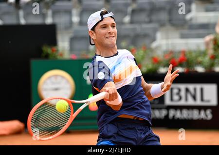 Rome, Italie, 08/05/2022, Francesco Passaro (ITA) lors du premier tour contre Cristian grain (CHI) du tournoi ATP Master 1000 Internazionali BNL d'Italia à Foro Italico le 8 mai 2022 Banque D'Images