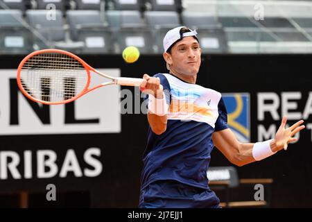 Rome, Italie, 08/05/2022, Francesco Passaro (ITA) lors du premier tour contre Cristian grain (CHI) du tournoi ATP Master 1000 Internazionali BNL d'Italia à Foro Italico le 8 mai 2022 Banque D'Images