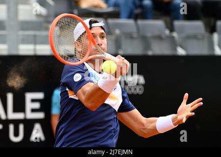 Rome, Italie, 08/05/2022, Francesco Passaro (ITA) lors du premier tour contre Cristian grain (CHI) du tournoi ATP Master 1000 Internazionali BNL d'Italia à Foro Italico le 8 mai 2022 Banque D'Images