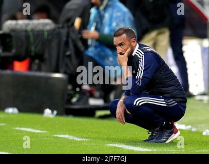 SALERNO, ITALIE - MAI 08: Alessandro Agostini entraîneur en chef de Cagliari Calcio déçu , pendant la série Un match entre les États-Unis Salerntana et Cagliari Calcio au Stadio Arechi le 8 mai 2022 à Salerno, Italie. (Photo par MB Media) Banque D'Images