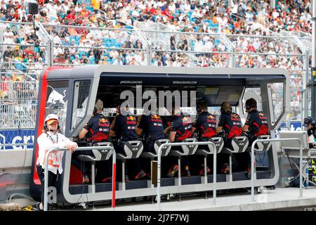 Miami, États-Unis. 8th mai 2022. Stand de stand d'Oracle Red Bull Racing, Grand Prix de Miami F1 à l'aérodrome international de Miami le 8 mai 2022 à Miami, États-Unis d'Amérique. (Photo par HIGH TWO) Credit: dpa/Alay Live News Banque D'Images