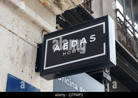 VALENCIA, ESPAGNE - 05 MAI 2022: AEDAS Homes est un nouveau promoteur immobilier en Espagne Banque D'Images