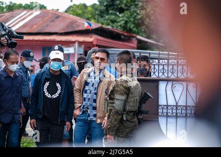 Singapour, Singapour, Singapour. 9th mai 2022. Candidat à la présidence le sénateur MANNY PACQUIAO arrive dans son enceinte électorale dans la province de Sarangani, dans le sud des Philippines, le 9 mai 2022. (Image de crédit : © Maverick ASIO/ZUMA Press Wire) Banque D'Images