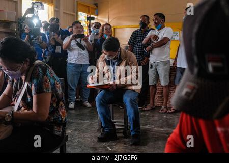 Singapour, Singapour, Singapour. 9th mai 2022. Candidat à la présidence le sénateur MANNY PACQUIAO vote dans son enceinte électorale de la province de Sarangani, dans le sud des Philippines, le 9 mai 2022. (Image de crédit : © Maverick ASIO/ZUMA Press Wire) Banque D'Images