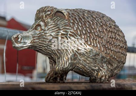 L'une des mini statues d'animaux de Shakespeare joue autour du centre-ville de Prescot, qui abrite le nouveau théâtre Shakespeare du Nord. Un hérisson. Banque D'Images