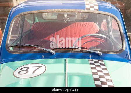 voitures anciennes et anciennes. voiture classique collectant une voiture utilitaire vintage Banque D'Images