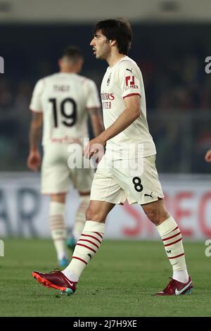 Vérone, Italie. 08th mai 2022. Sandro Tonali (AC Milan) pendant Hellas Verona FC vs AC Milan, football italien série A match à Vérone, Italie, mai 08 2022 crédit: Agence de photo indépendante/Alamy Live News Banque D'Images