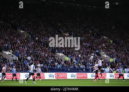 Sheffield, Angleterre, 9th mai 2022. Vue générale des fans des stands lors du match Sky Bet League 1 à Hillsborough, Sheffield. Crédit photo devrait lire: Isaac Parkin / Sportimage Banque D'Images