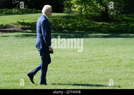 Washington, États-Unis. 09th mai 2022. Le président Joe Biden arrive à la Maison Blanche de New Castle, Delaware, à South Lawn/White House, Washington DC, États-Unis. Crédit : SOPA Images Limited/Alamy Live News Banque D'Images