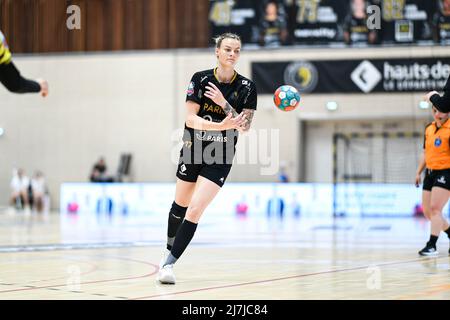 Nadia Offendal de Paris 92 lors du championnat de France féminin, Ligue Butagaz Energie Handball match entre Paris 92 et Handball Plan de Cuques le 8 mai 2022 au Palais des Sports Robert Charpentier à Issy-les-Moulineaux, France - photo Victor Joly / DPPI Banque D'Images