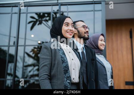 femme musulmane d'affaires confiante dans leur mission Banque D'Images